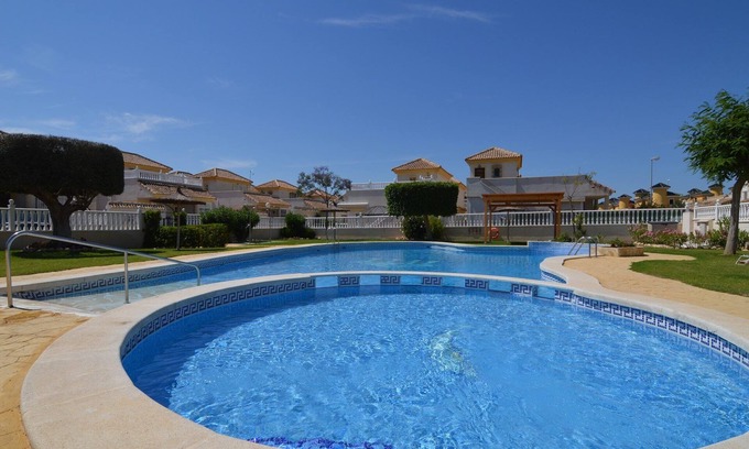 Lo Crispin House | Modern Garden Home, Algorfa