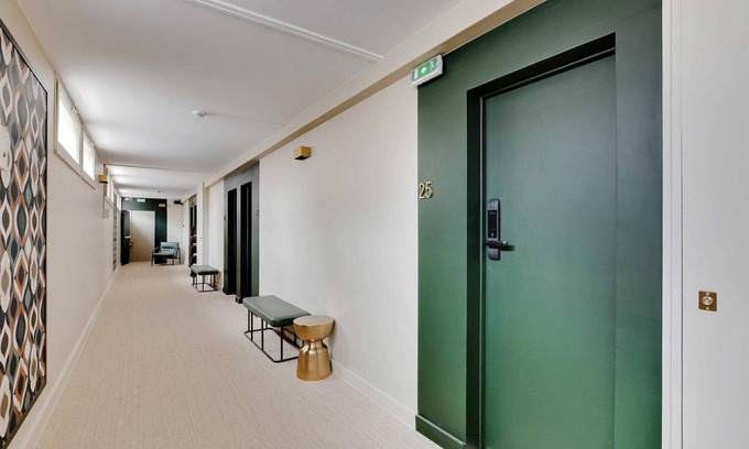 Meudon-la-Foret Apartment | Modern "Green Suites" residence - Meudon/VÃ©lizy