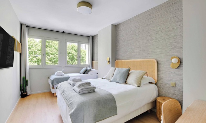 Meudon-la-Foret Apartment | Modern "green Suites" Residence - Meudon/velizy