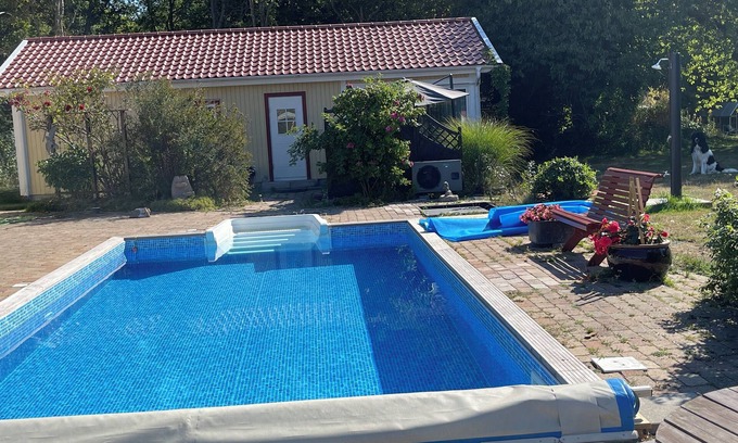 Torhamn Cottage | Modern guesthouse in the middle of Torhamn