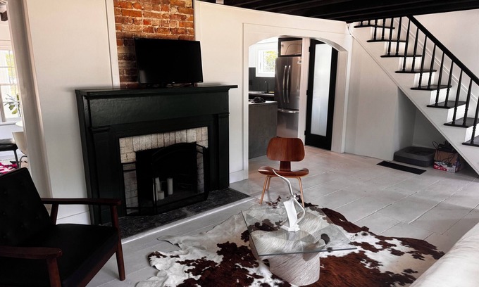 East Moriches House | Modern Hamptons Getaway with Private Yard