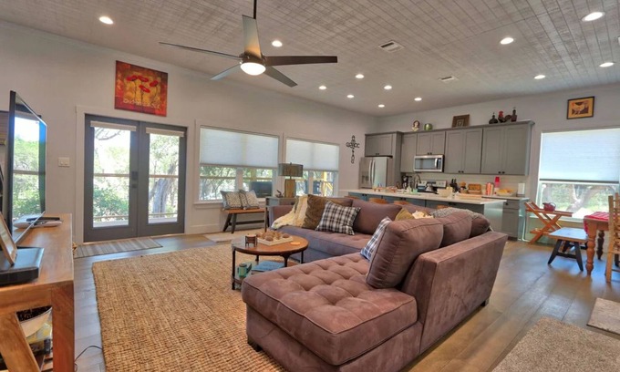 Wimberley House | Modern Hill Country house w/kitchen, private pool & great outdoor space