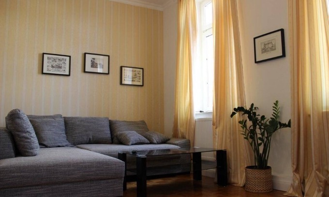 Celle Apartment | MODERN HOLIDAY APARTMENT NEAR THE TRAIN STATION AND CENTER