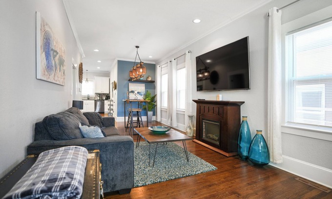 Riverview House | Modern Home in Historic Strawberry Hill w/a view of Downtown KC - Pet Friendly