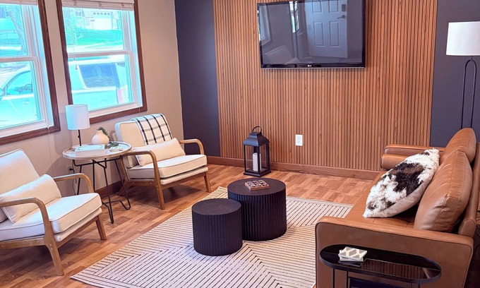 Sioux Falls House | Modern Home Near Interstate, making it easy to get anywhere in Sioux Falls.