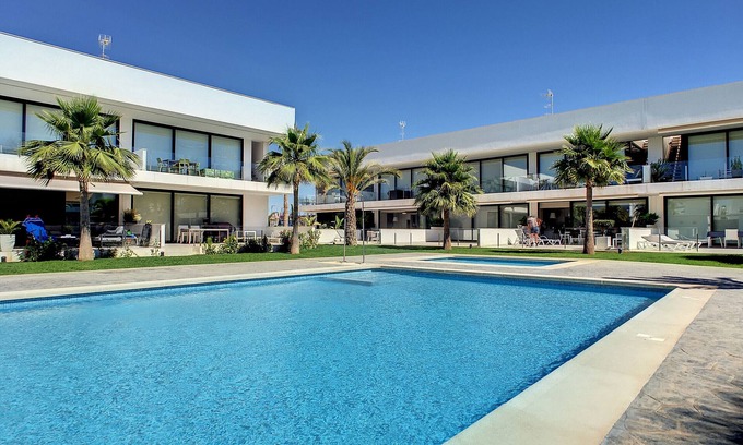 Mar de Cristal Apartment | Modern, large terrace, pool and BBQ