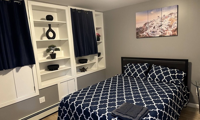 East New York Apartment | Modern lodging