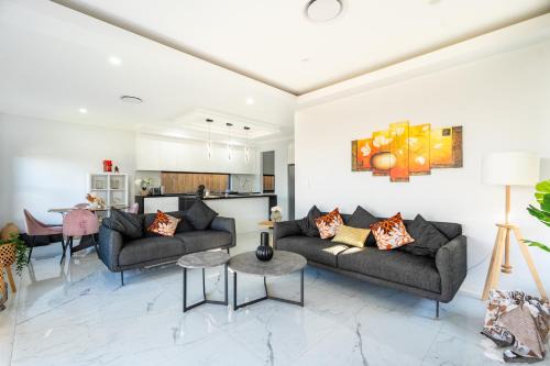 Airds House | Modern, Luxurious & Brand New Home 4 bedroom home in Sydney