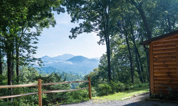Waynesville Cabin | Modern Mountain Cabin: Spectacular Views @3100 ft.