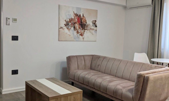 Dumbravita Apartment | Modern New and Elegant Apartment -PNM Residence D2