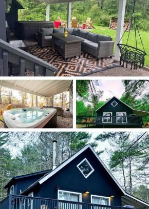 Gilboa Ski Chalet | Modern Pine Tree Chalet with HOT TUB, Outdoor TV, VIEWS, Games & POOL 5 mins away!