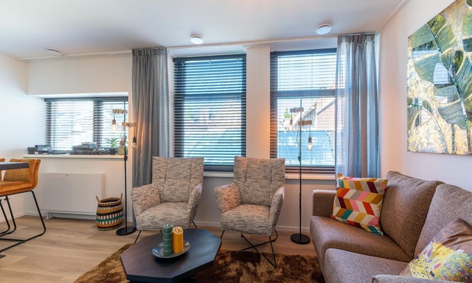 Sneek House | Modern renovated apartment in the heart of Sneek