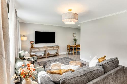 Lupton City House | Modern Retreat with Fire Pit Near Harrison Bay!