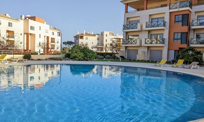 Montechoro Condo | Modern & Spacious Flat with Pool close to Oura