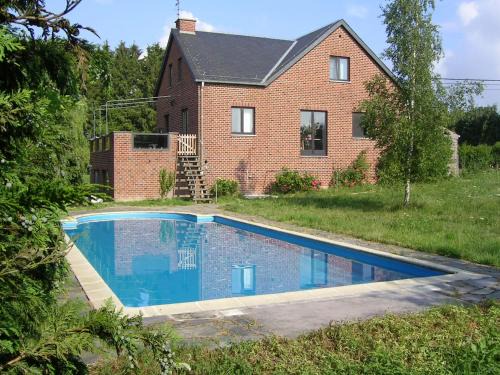 Felenne Apartment | Modern Stay with Hot Tub