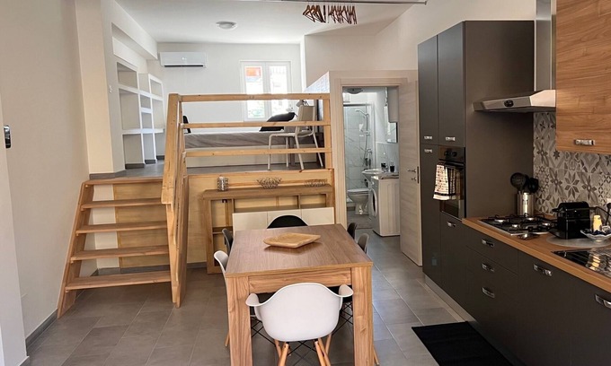 Motta Sant'Anastasia Apartment | Modern Studio Apartment - Historic town of Motta Sant'Anastasia