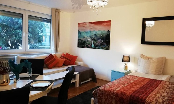 Dachau District Apartment | Modern Studio Flat in Dachau – 20 Min to Munich