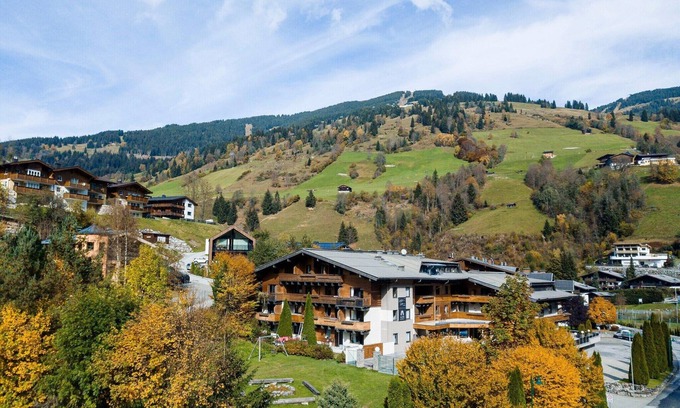 Vorderglemm Apartment | Modern suite directly on the ski slope
