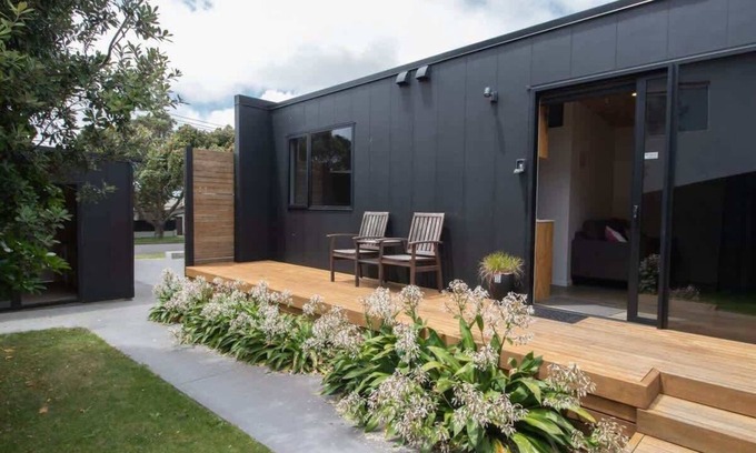 Fitzroy House | Modern Tiny Homes at Fitzroy Beach