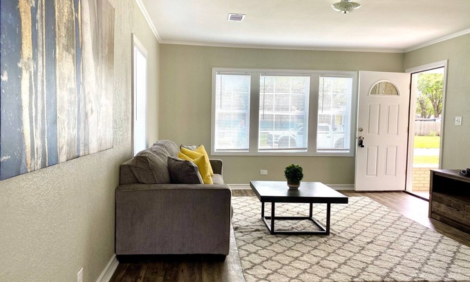 Texas City House | Modern Two Bedroom House near Galveston. Perfect for fishing, shopping, family.