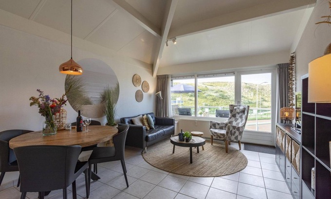Callantsoog Apartment | Modern Vakantie Appartement Voor 2 Personen, Gelegen Tegenover de Strandopgang van Callantsoog