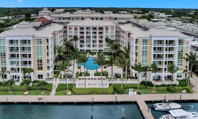 East Ocean Ave Condo | Modern Waterfront Condo at The Moorings – Steps from Beach & Dining