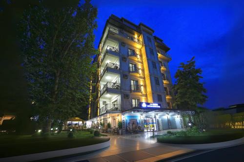 Kanimekh District Hotel | Moffah Grand Hotel