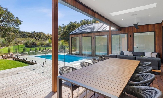 Moggs Creek House | Moggs Creek Luxury Escape - Luxurious Family Getaway