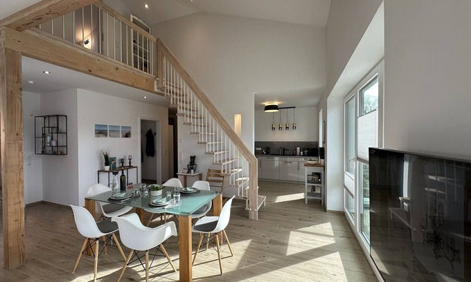 Dangast Apartment | Moin und Herzlich Willkommen in der Ferienwohnung "dan 53°" !