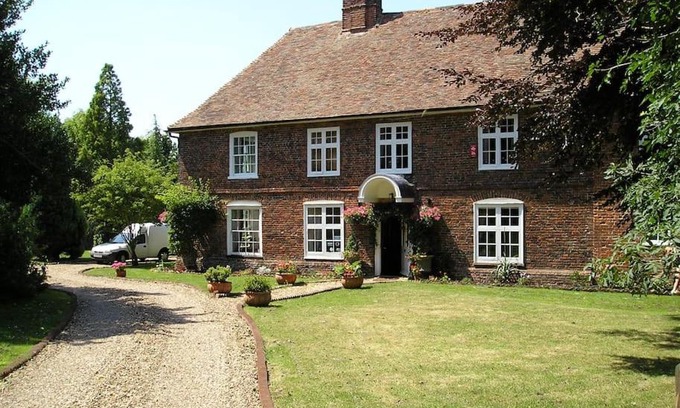 Ash House | Molland Manor House Self catering (10 bedrooms 9 bathrooms)