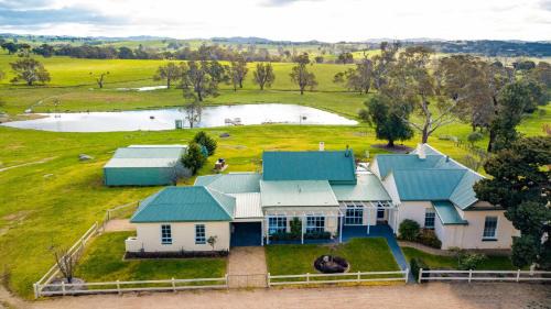 Pyalong House | Mollison Park Farm