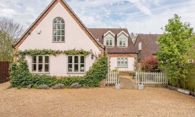 King's Lynn House | Molly's Den, Roydon, Norfolk