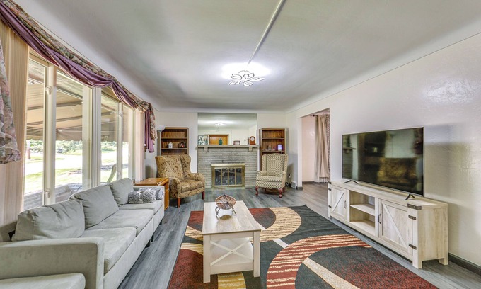 Monroeville House | Monroeville Vacation Rental ~ 3 Mi to Boyce Park!