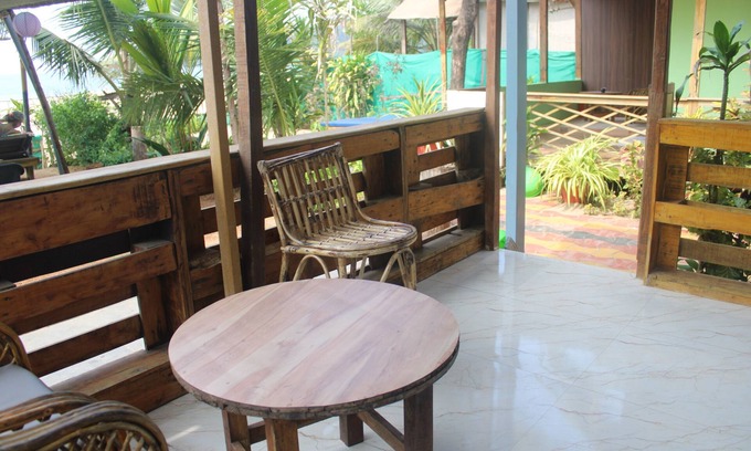 Agonda Hotel | Monsoon agonda Beach view Hotel along with mountain view on both end