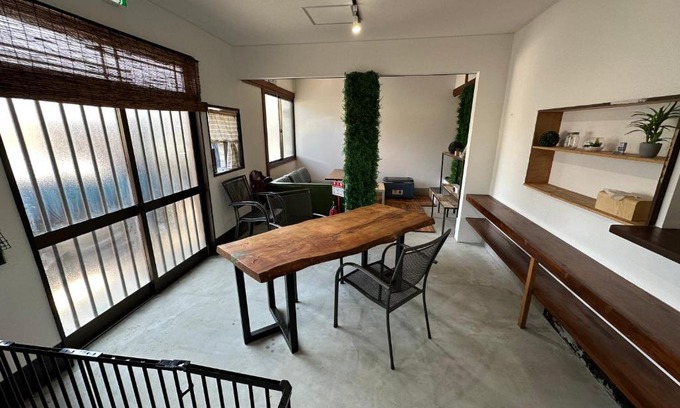 Nishina Apartment | Monster lodge 西伊豆