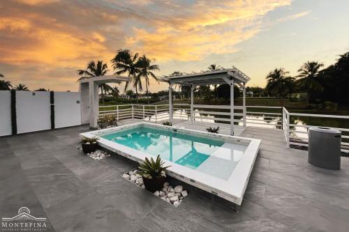 San Sebastian Villa | Montefina Villa Boutique