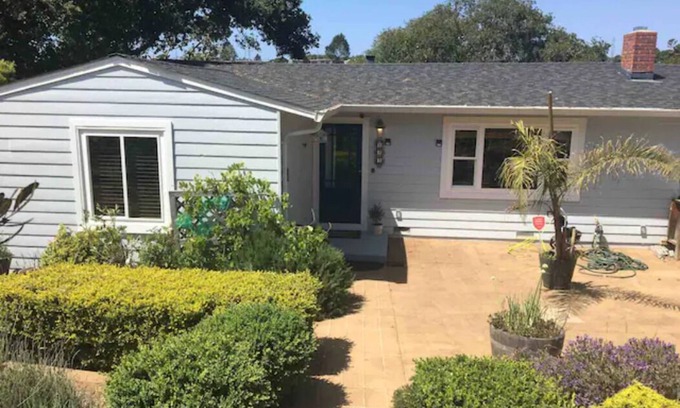 Del Rey Oaks House | Monterey House with Sunroom full kitchen, WiFi, cable and happiness