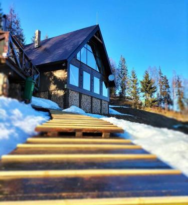 Horea Ski Chalet | Montesse Chalet- La noi la munte