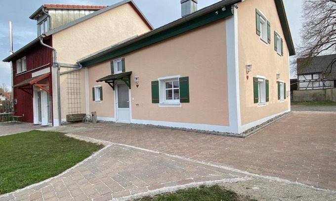 Denkendorf Apartment | Monteuerzimmer - Haus am Limes bei Ingolstadt