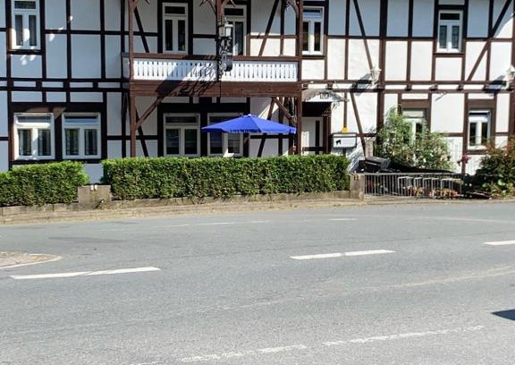 Kassel House | Monteurzimmer Ahnetal Zweibettzimmer Einzelzimmer mit eigenem Bad