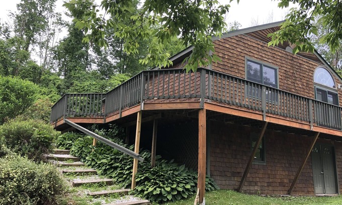 Lanesborough House | Monthly/Yearly, All Season Vacation Rental, Minutes from Jimney Peak, MA