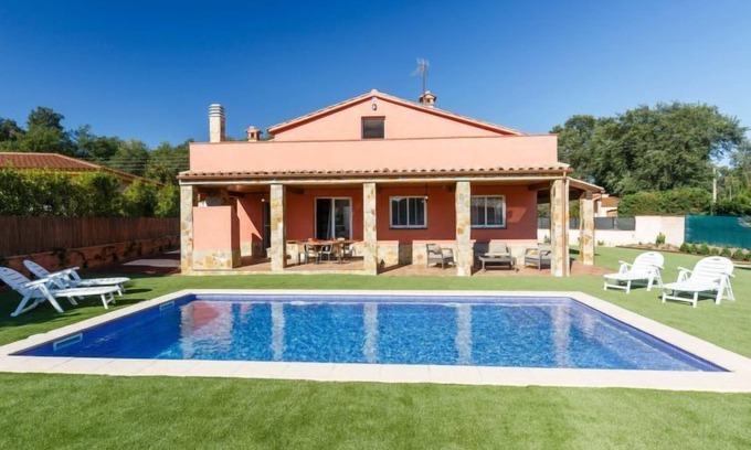 Can Carbonell House | Montverde by Interhome