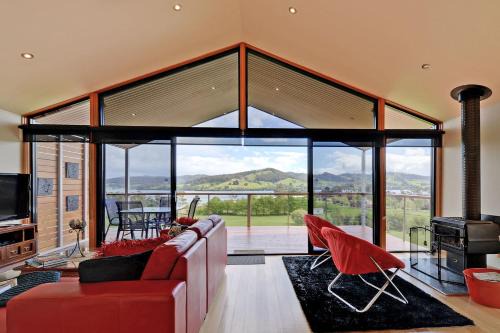 Gardners Bay Apartment | Moon River