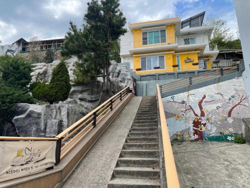 Mokpo House | Moonlight Hill Guesthouse