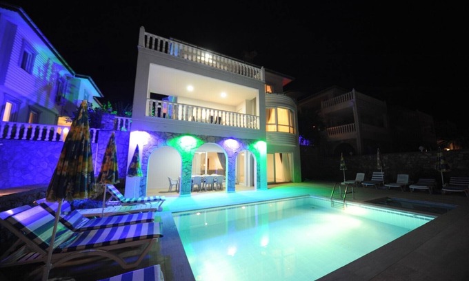 Tosmur Belediyesi House | MOONLIGHT VILLA 1 ALANYA (9+2)