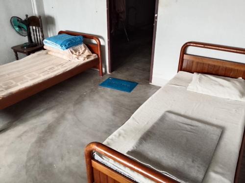 Sungai Kolok House | Moonshadow