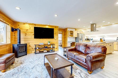 Rockwood Apartment | Moosehead Lake Home Base