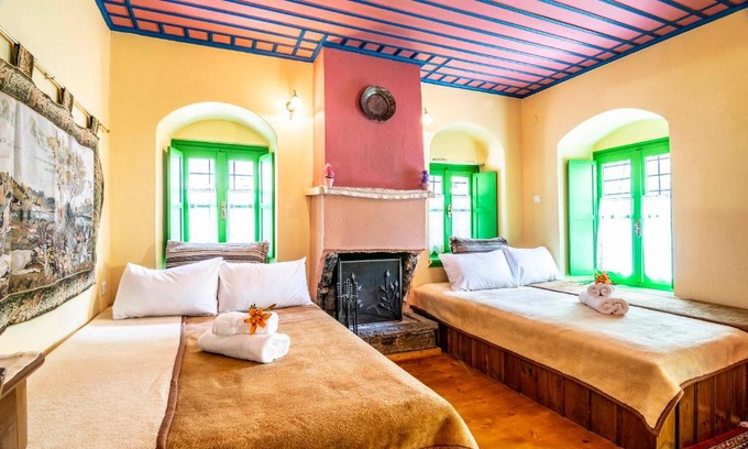 Papigo House | Morfeas Guesthouse
