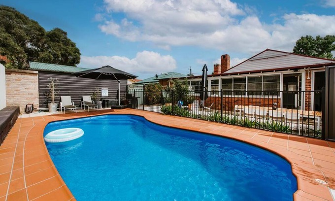 Central Mudgee House | 'Mortimer Gardens' Country Charm in the Heart of Mudgee