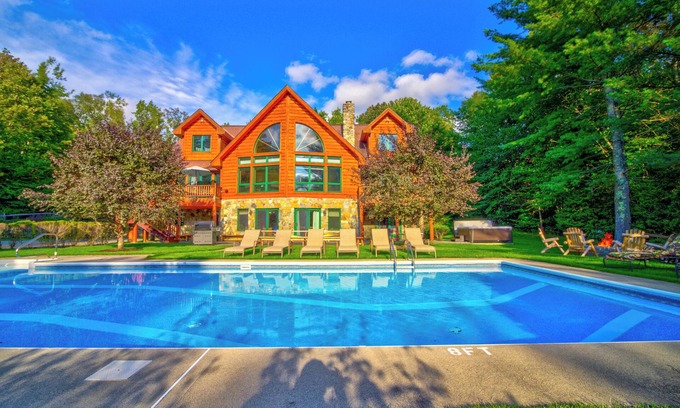 Wilmington House | Most Luxurious 7000 Sq. ft. Log Estate — Pool, Hot Tub, Privacy & Lake Access!